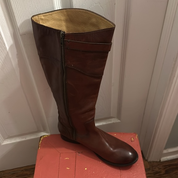 NWOT, Frye, molly Redwood, tall (over knee) riding boots, size 10B 347611-RDX - Picture 5 of 9